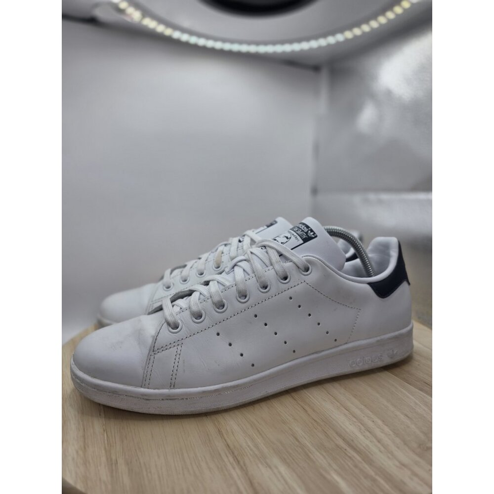 Adidas Stan Smith Men's Size 9.5 Athletic Shoes White Blue Casual Sneakers EUC - Picture 1 of 8